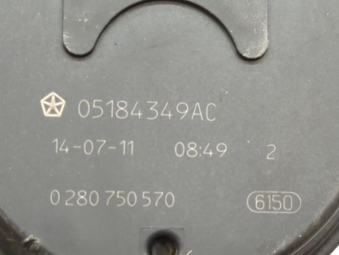 2015 Dodge Caravan Throttle Body P/N:05184349AC Fits Fits 2011 2012 2013 2014 2016 2017 2018 2019 OEM Used Auto Parts - Oemu