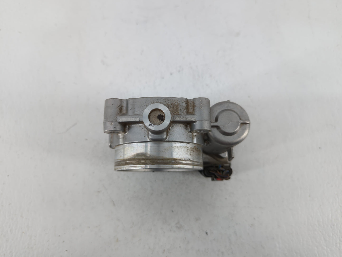 2015 Dodge Caravan Throttle Body P/N:05184349AC Fits Fits 2011 2012 2013 2014 2016 2017 2018 2019 2020 2021 2022 OEM Used Au