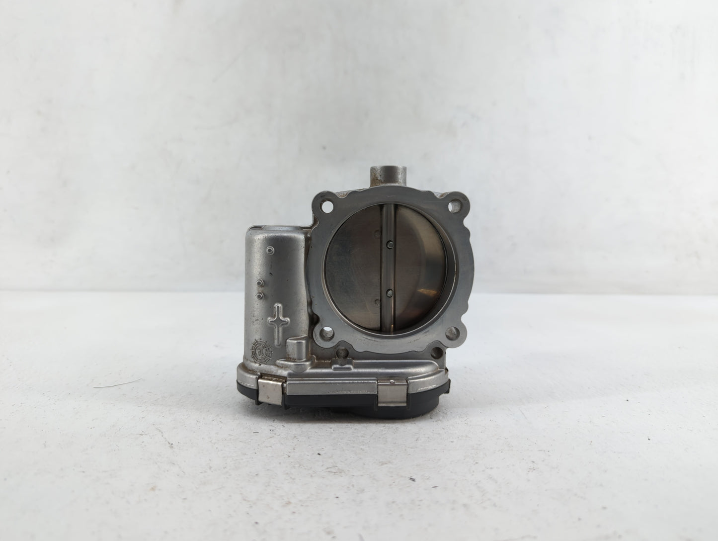 2015 Dodge Caravan Throttle Body P/N:05184349AC Fits Fits 2011 2012 2013 2014 2016 2017 2018 2019 2020 2021 2022 OEM Used Au