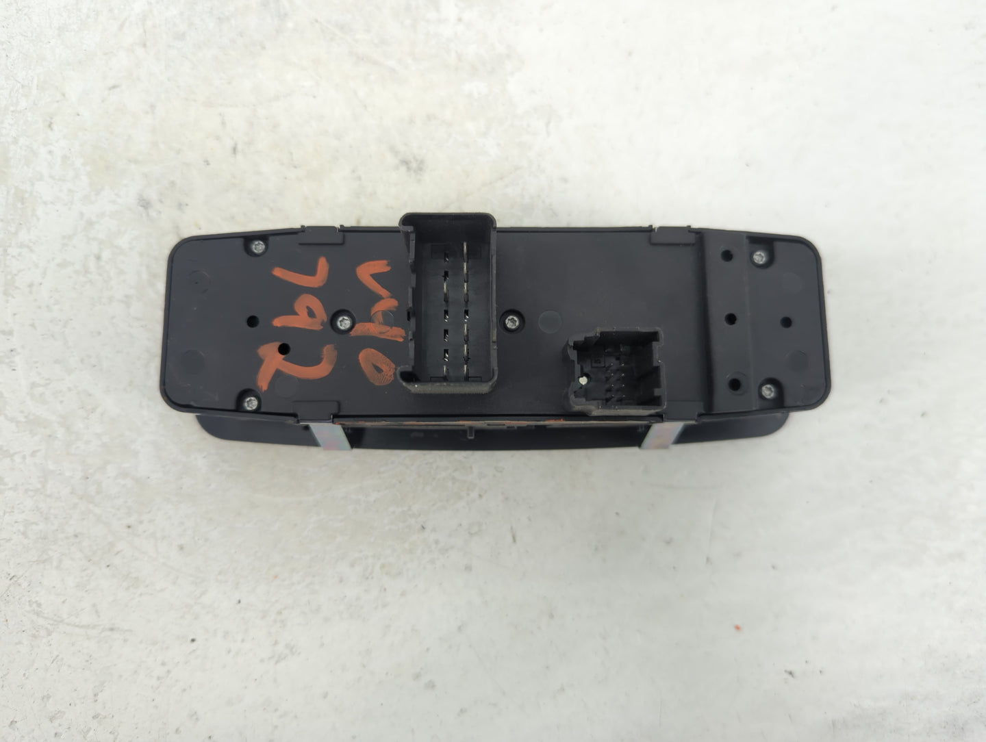 2015 Dodge Caravan Master Power Window Switch Replacement Driver Side Left P/N:10 0914 33 68110870AA Fits Fits 2012 2013 201