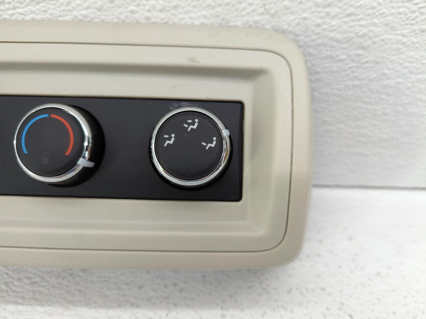 2015 Dodge Caravan Climate Control Module Temperature AC/Heater Replacement P/N:551113412AC Fits OEM Used Auto Parts - Oemus