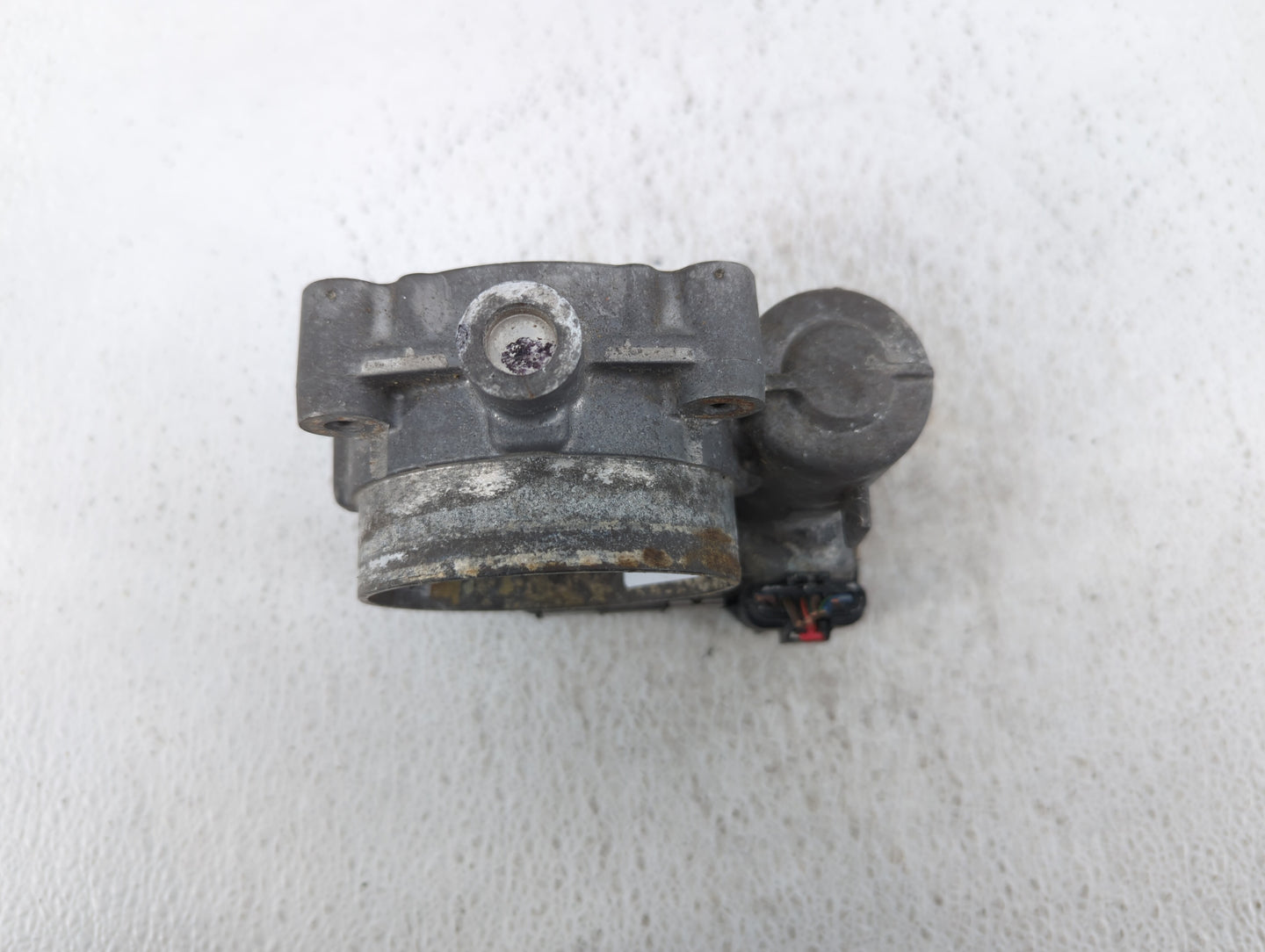 2015 Dodge Caravan Throttle Body P/N:05184349AC Fits Fits 2011 2012 2013 2014 2016 2017 2018 2019 2020 2021 2022 OEM Used Au