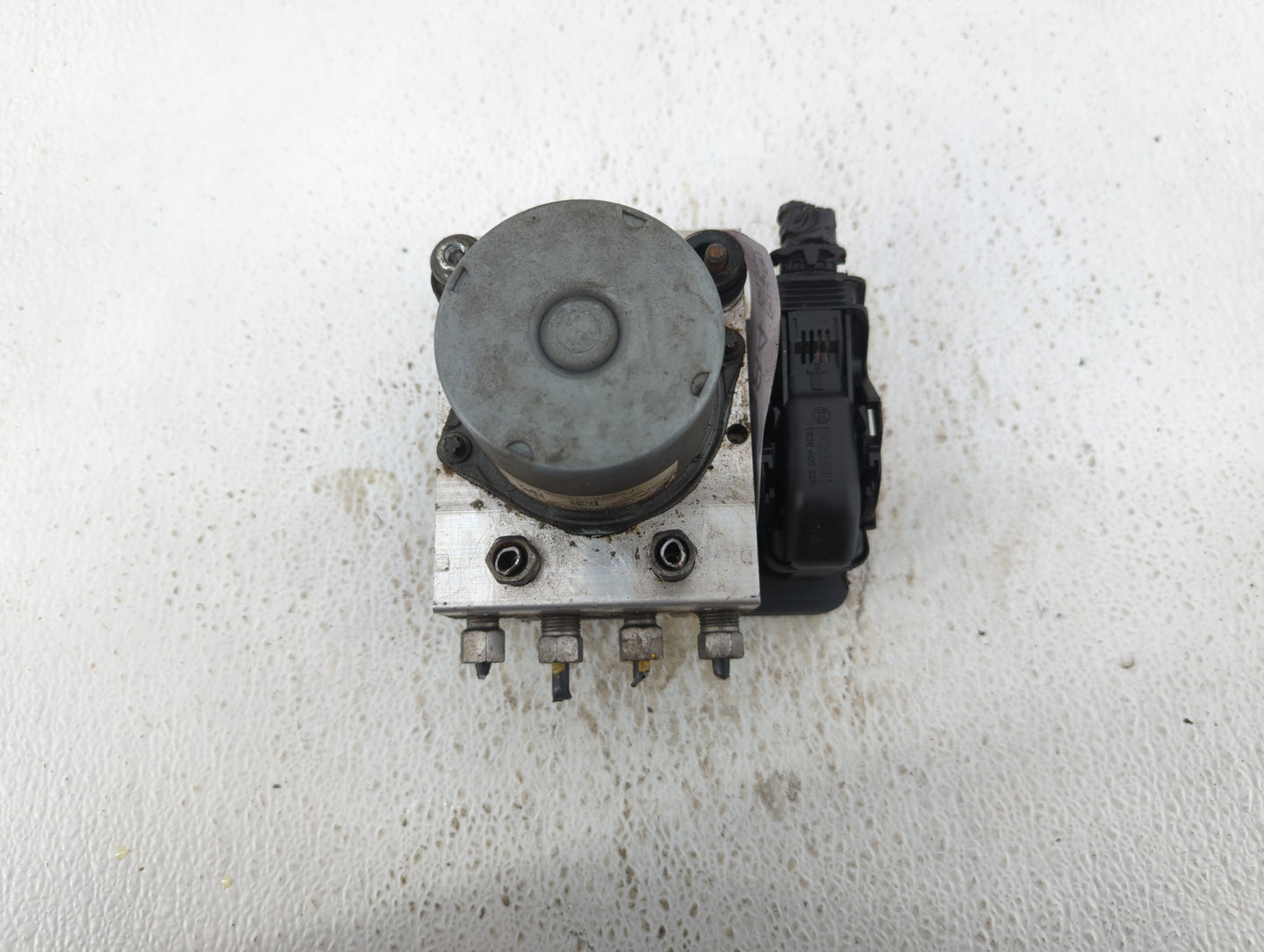 2015 Dodge Caravan ABS Pump Control Module Replacement P/N:P68183803AC Fits Fits 2016 2017 2018 2019 2020 OEM Used Auto Part