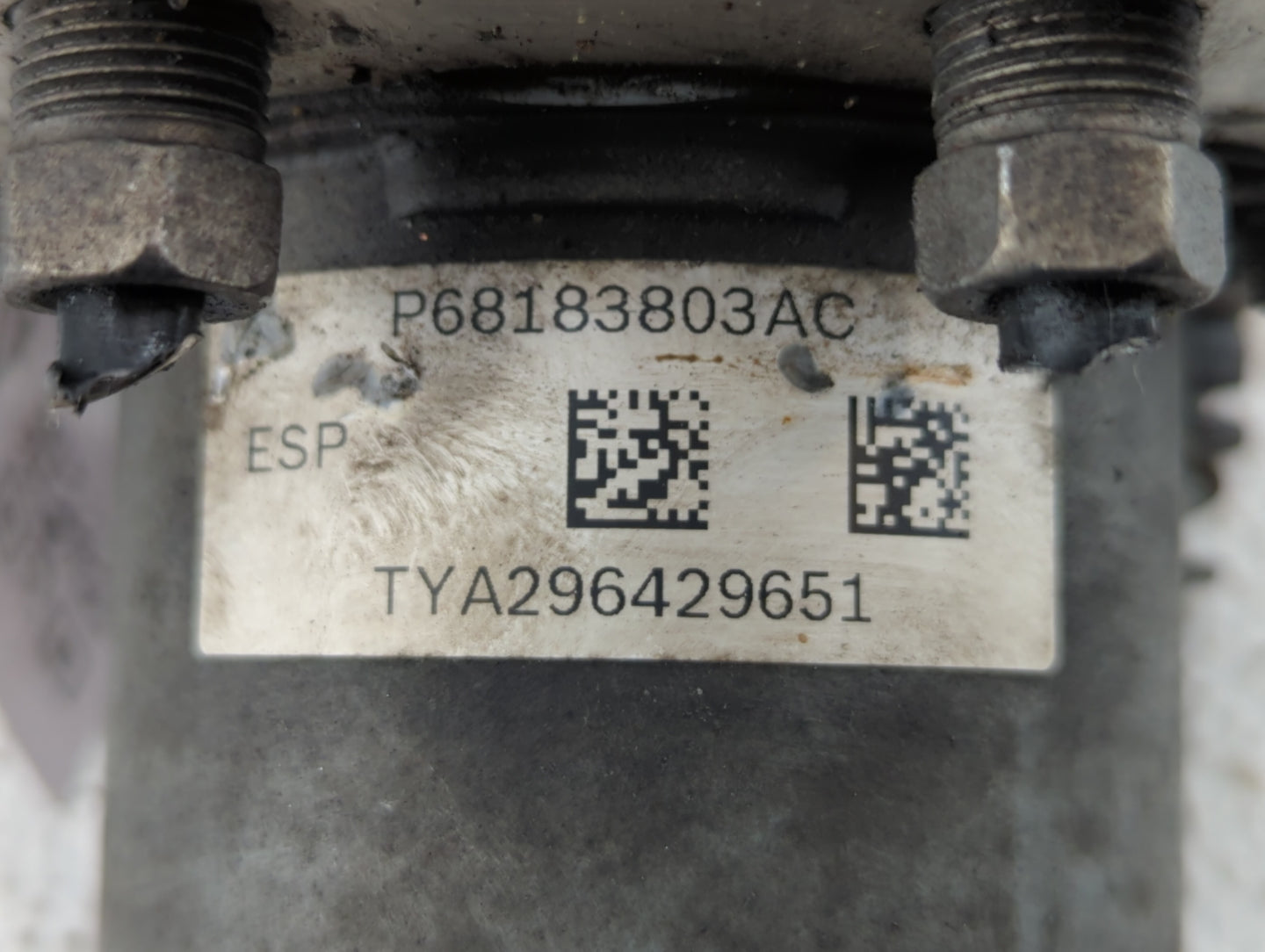 2015 Dodge Caravan ABS Pump Control Module Replacement P/N:P68183803AC Fits Fits 2016 2017 2018 2019 2020 OEM Used Auto Part