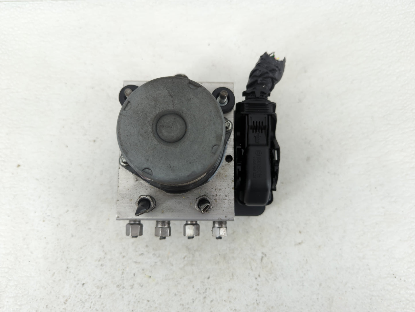 2015 Dodge Caravan ABS Pump Control Module Replacement P/N:O68183803AC Fits Fits 2016 2017 2018 2019 2020 OEM Used Auto Part