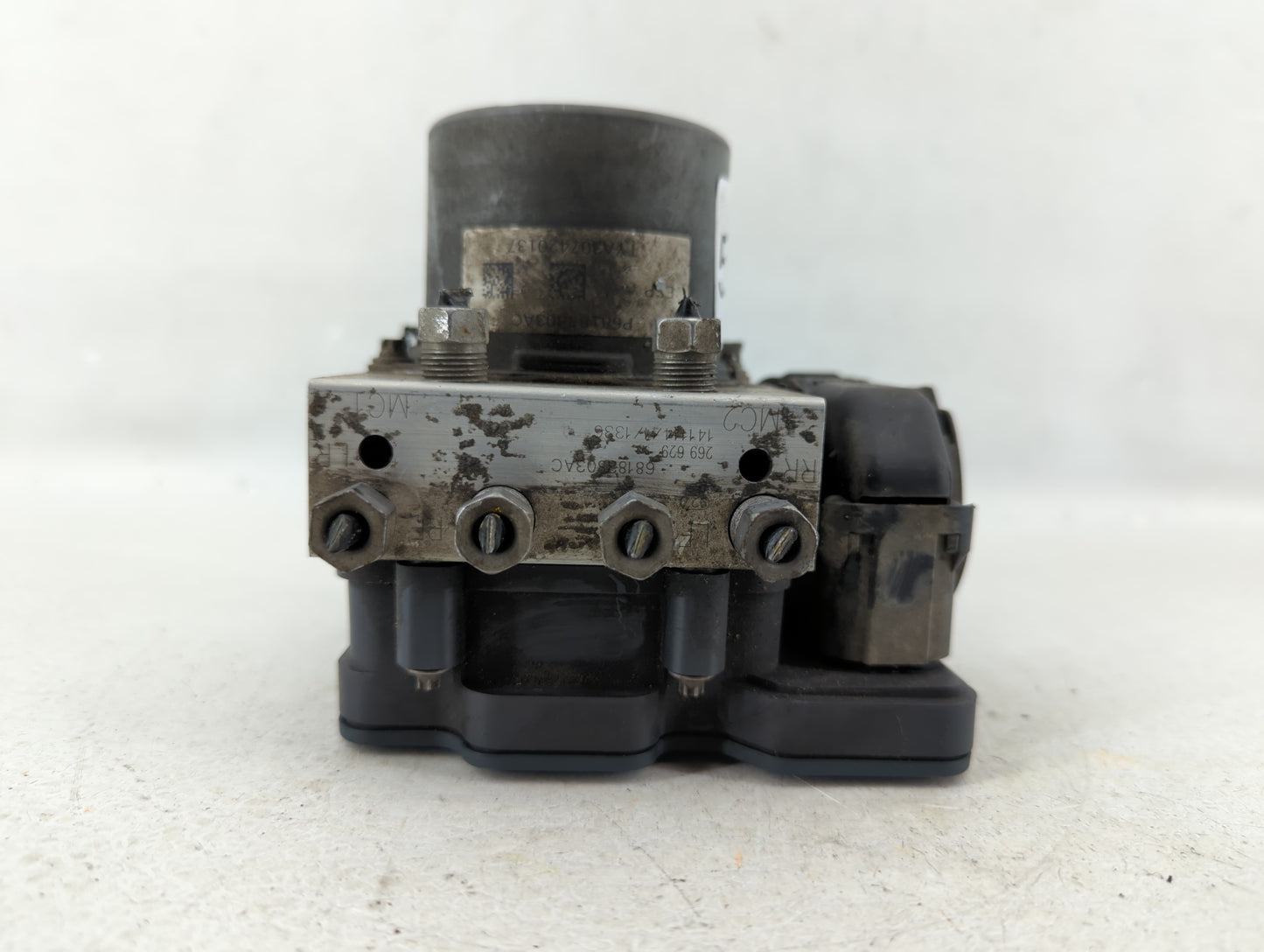 2015 Dodge Caravan ABS Pump Control Module Replacement P/N:P68183803AC Fits Fits 2016 2017 2018 2019 2020 OEM Used Auto Part