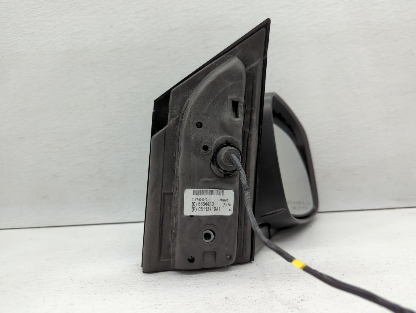 2015 Dodge Caravan Passenger Side View Mirror - Right Door Mirror OEM Used - Oemusedautoparts1.com