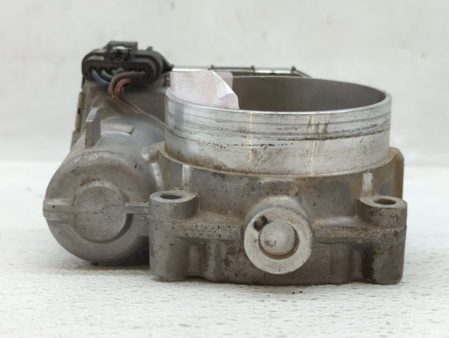 2015 Dodge Caravan Throttle Body P/N:05184349AC Fits Fits 2011 2012 2013 2014 2016 2017 2018 2019 2020 2021 2022 OEM Used Au