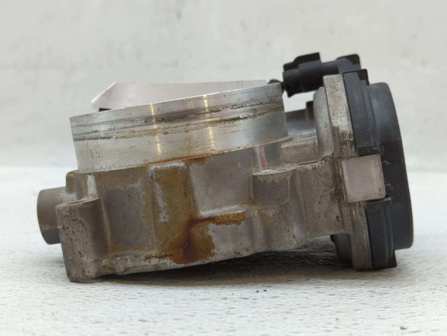 2015 Dodge Caravan Throttle Body P/N:05184349AC Fits Fits 2011 2012 2013 2014 2016 2017 2018 2019 2020 2021 2022 OEM Used Au