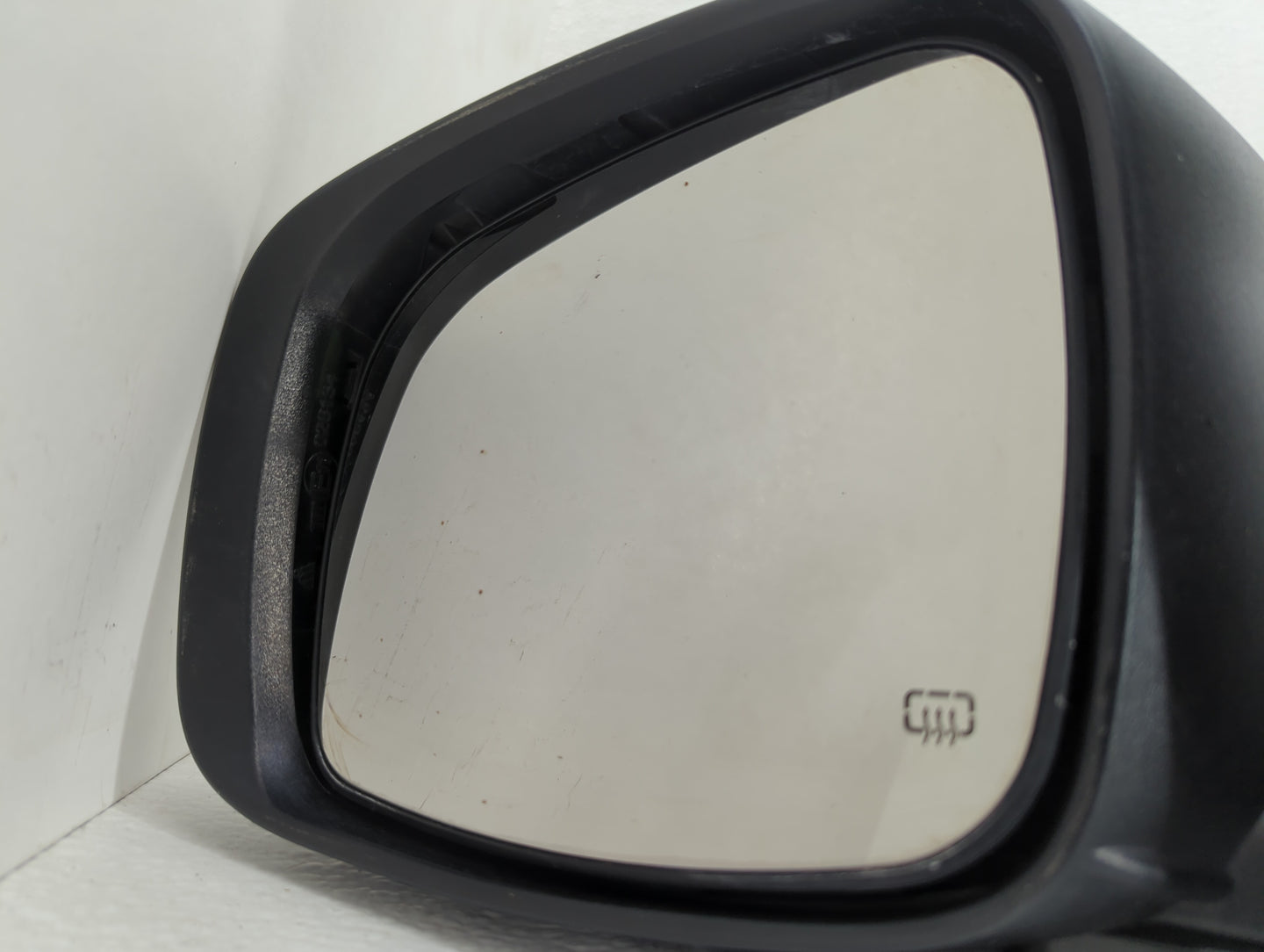 2015 Dodge Caravan Driver Side View Mirror - Left Door Mirror OEM Used - Oemusedautoparts1.com
