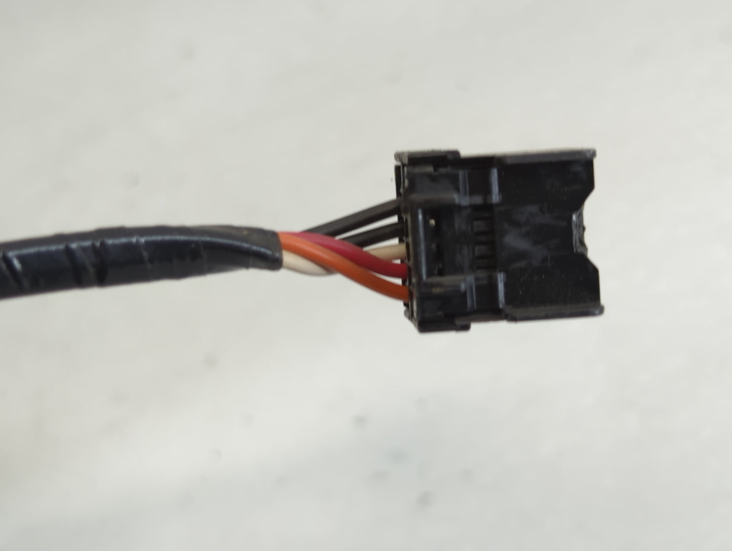 Dodge Caravan Passenger Right Side View Manual Door Mirror Black - Oemusedautoparts1.com