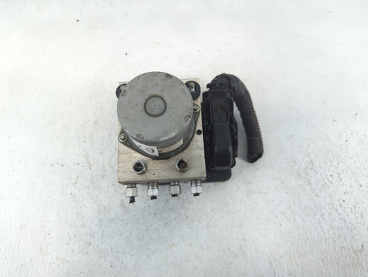 2015 Dodge Caravan ABS Pump Control Module Replacement P/N:68183803AC P68443867AA Fits Fits 2016 2017 2018 2019 2020 OEM Used Auto Parts