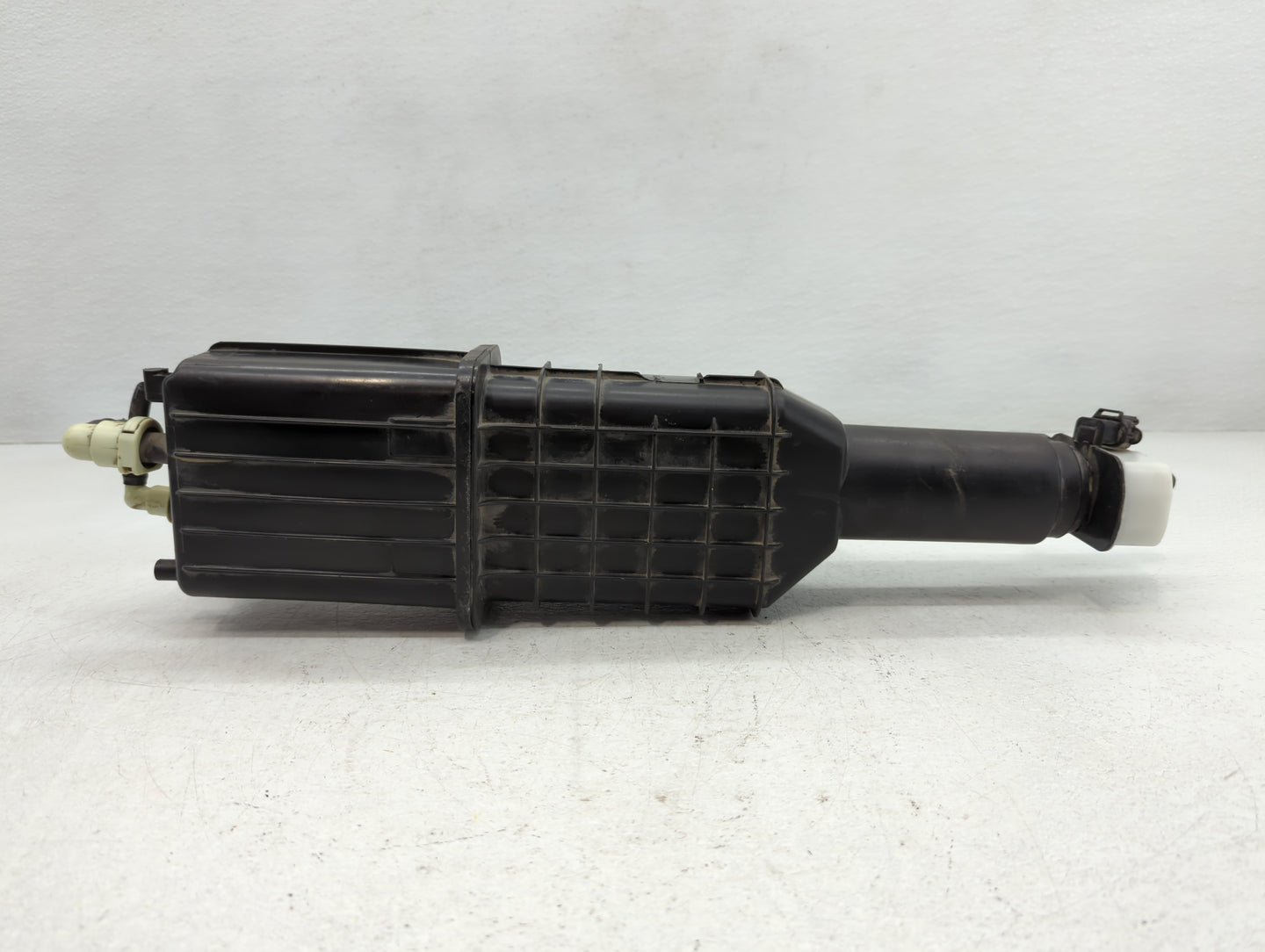 2015 Dodge Caravan Fuel Vapor Charcoal Canister - Oemusedautoparts1.com