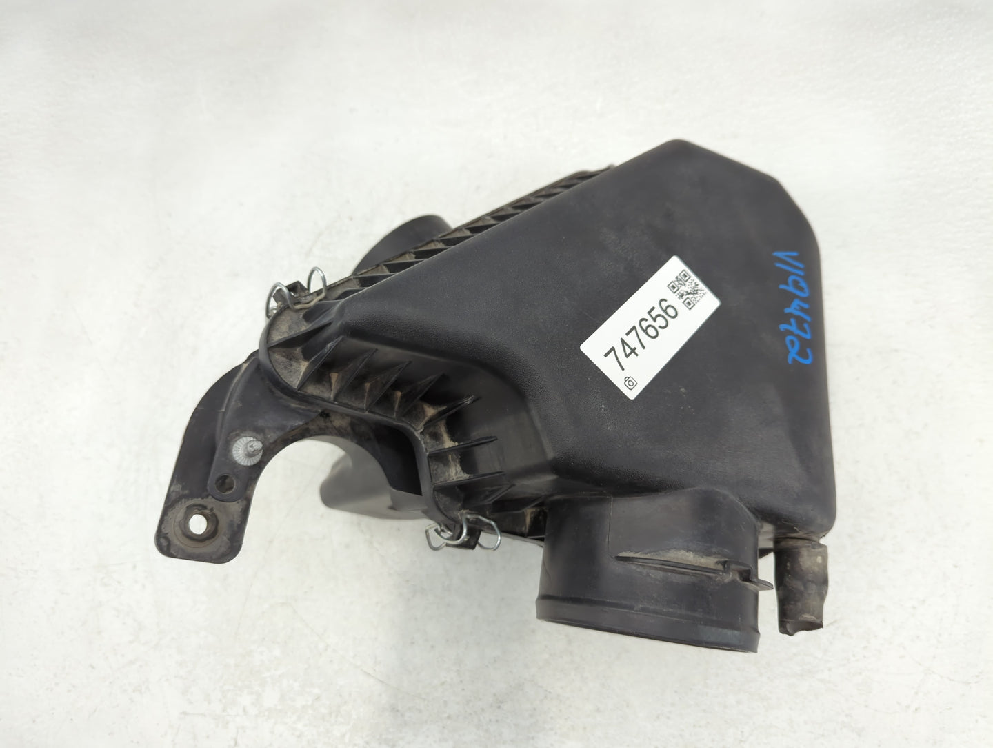 Dodge Caravan Air Cleaner Intake-duct Hose Tube - Oemusedautoparts1.com