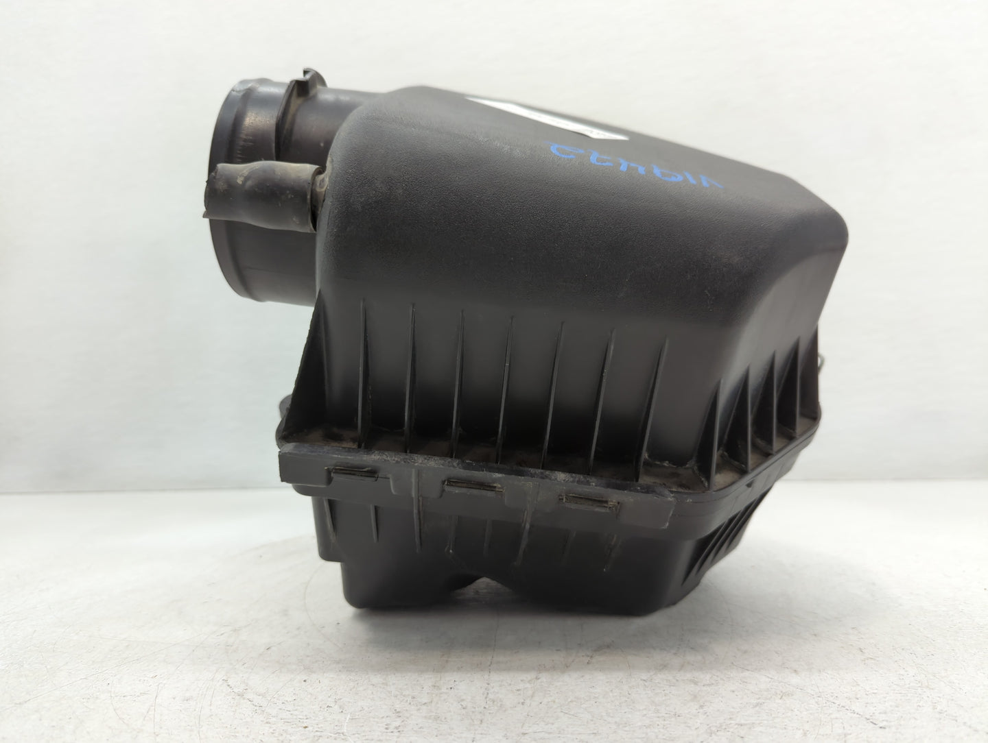 Dodge Caravan Air Cleaner Intake-duct Hose Tube - Oemusedautoparts1.com