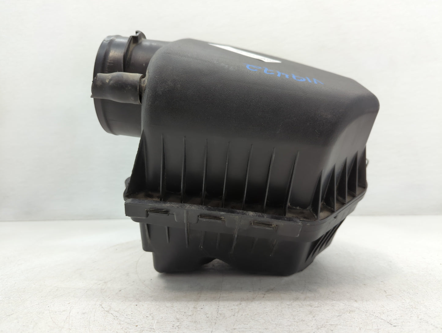 Dodge Caravan Air Cleaner Intake-duct Hose Tube - Oemusedautoparts1.com