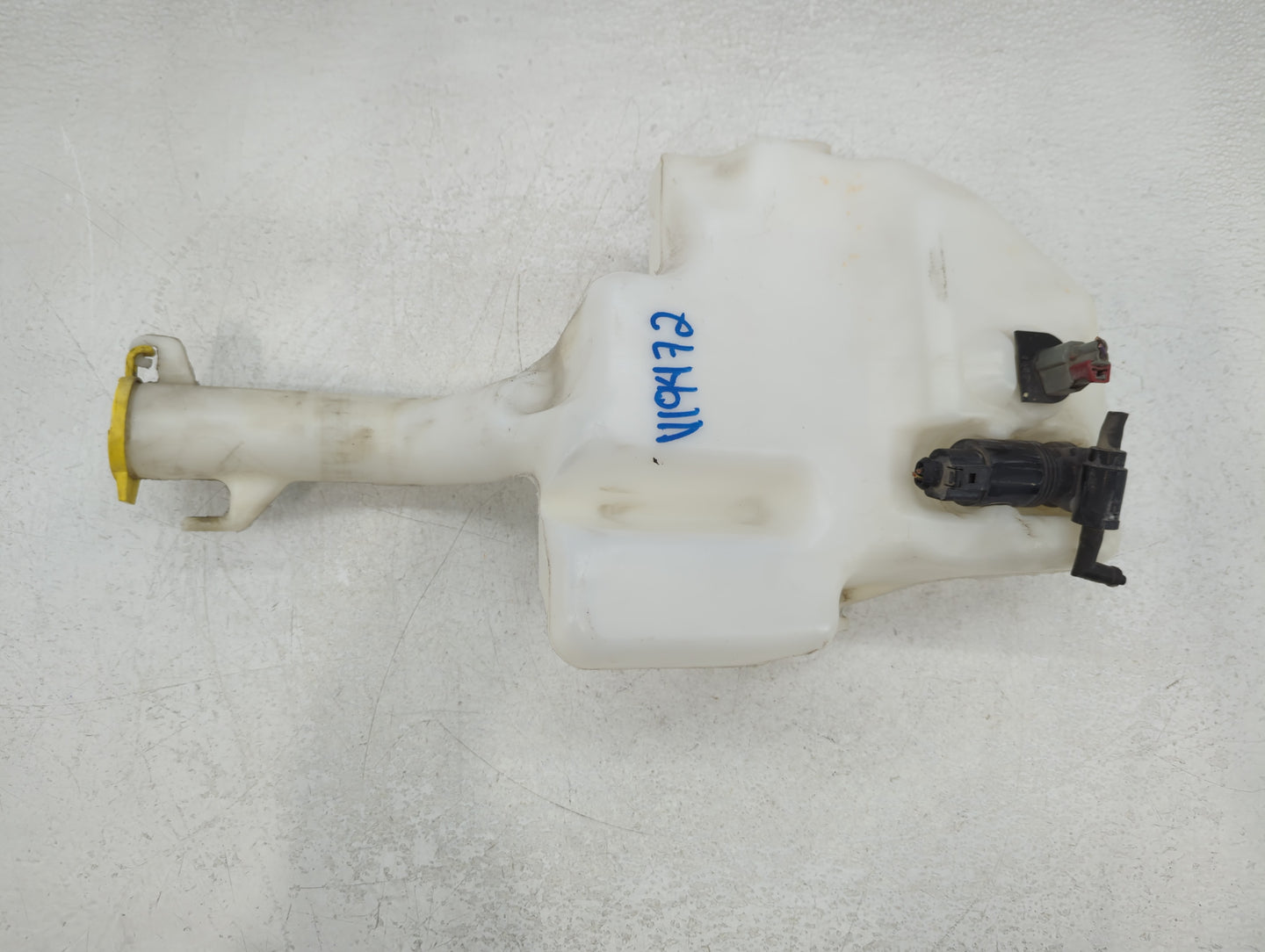 Dodge Caravan Windshield Washer Fluid Reservoir Bottle Oem - Oemusedautoparts1.com