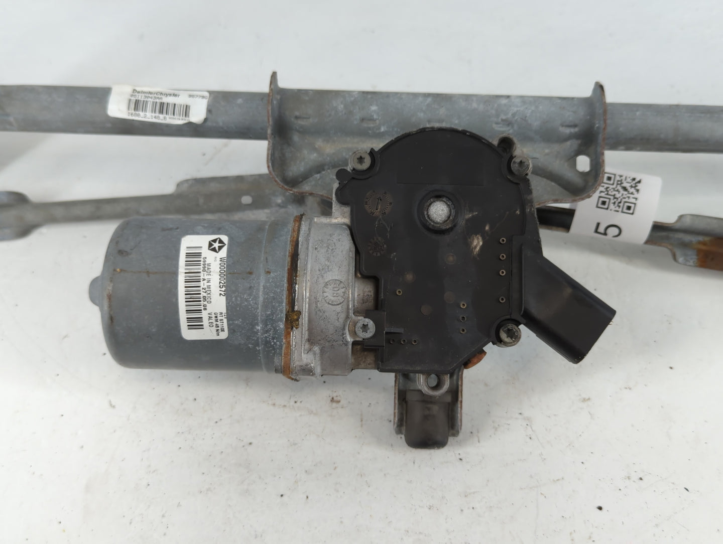 2015 Dodge Caravan Front Windshield Wiper Motor P/N:59990-A-27 E000002572 Fits Fits 2008 2009 2010 2011 2012 2013 2014 2016 