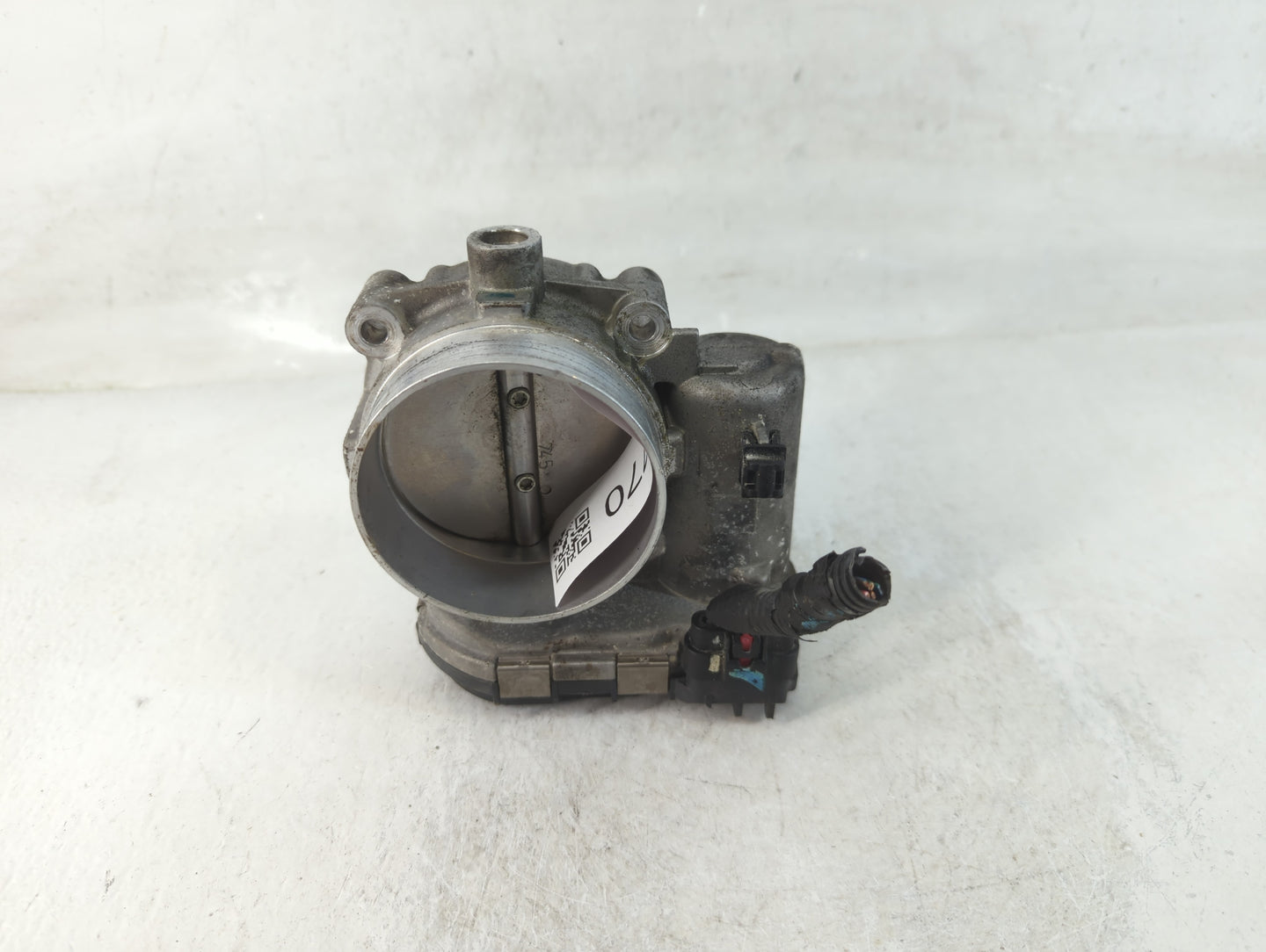 2015 Dodge Caravan Throttle Body P/N:05184349AC Fits Fits 2011 2012 2013 2014 2016 2017 2018 2019 2020 2021 2022 OEM Used Au