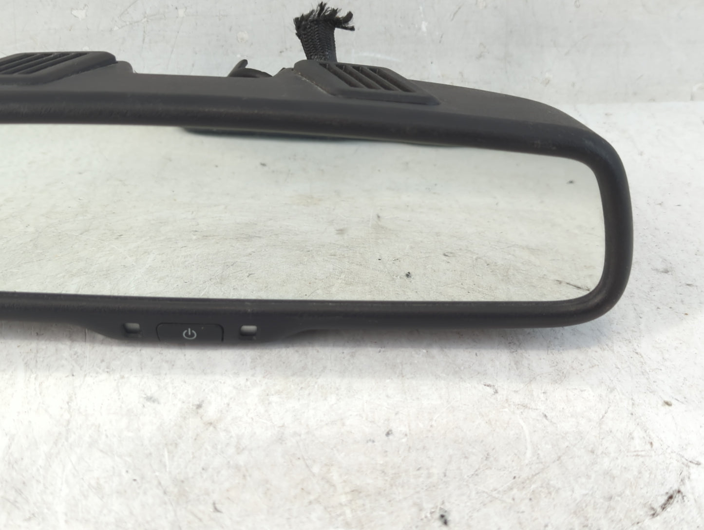 2015 Dodge Caravan Interior Rear View Mirror Replacement OEM P/N:E11026130 Fits OEM Used Auto Parts - Oemusedautoparts1.com