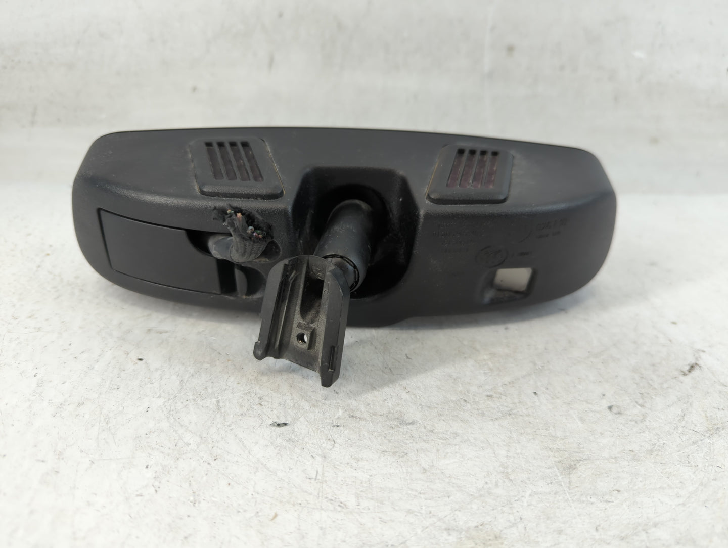 2015 Dodge Caravan Interior Rear View Mirror Replacement OEM P/N:E11026130 Fits OEM Used Auto Parts - Oemusedautoparts1.com