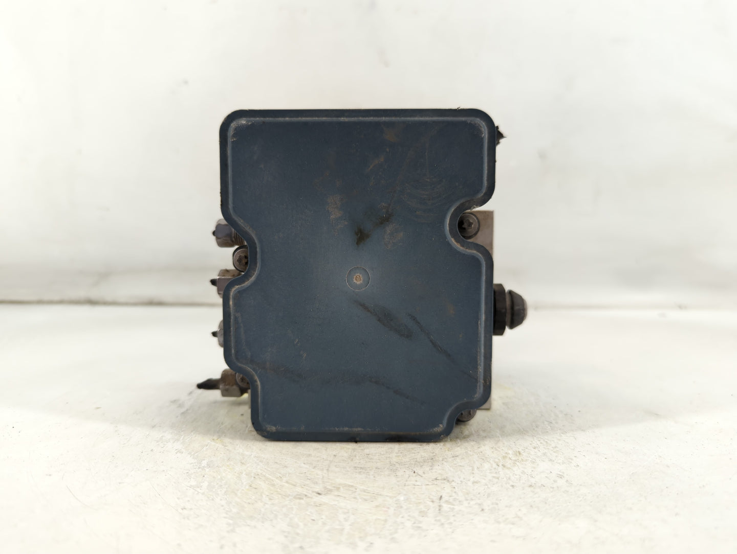 2015 Dodge Caravan ABS Pump Control Module Replacement P/N:68183803AC Fits Fits 2016 2017 2018 2019 2020 OEM Used Auto Parts