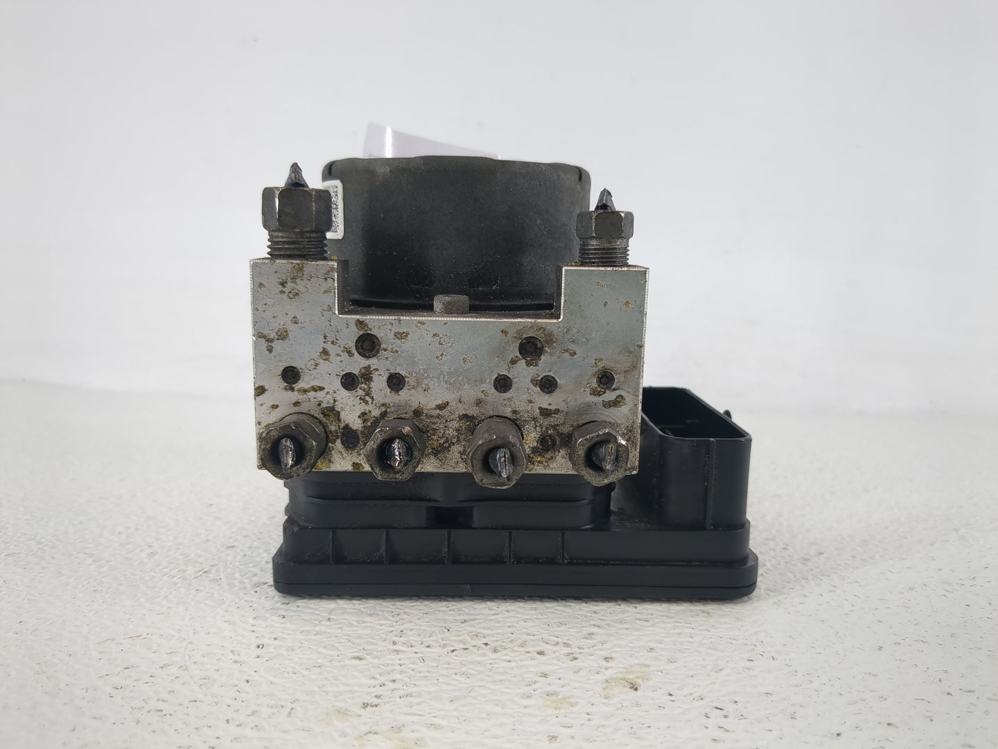 2015-2016 Dodge Challenger ABS Pump Control Module Replacement P/N:P68290444AA Fits Fits 2015 2016 OEM Used Auto Parts - Oem