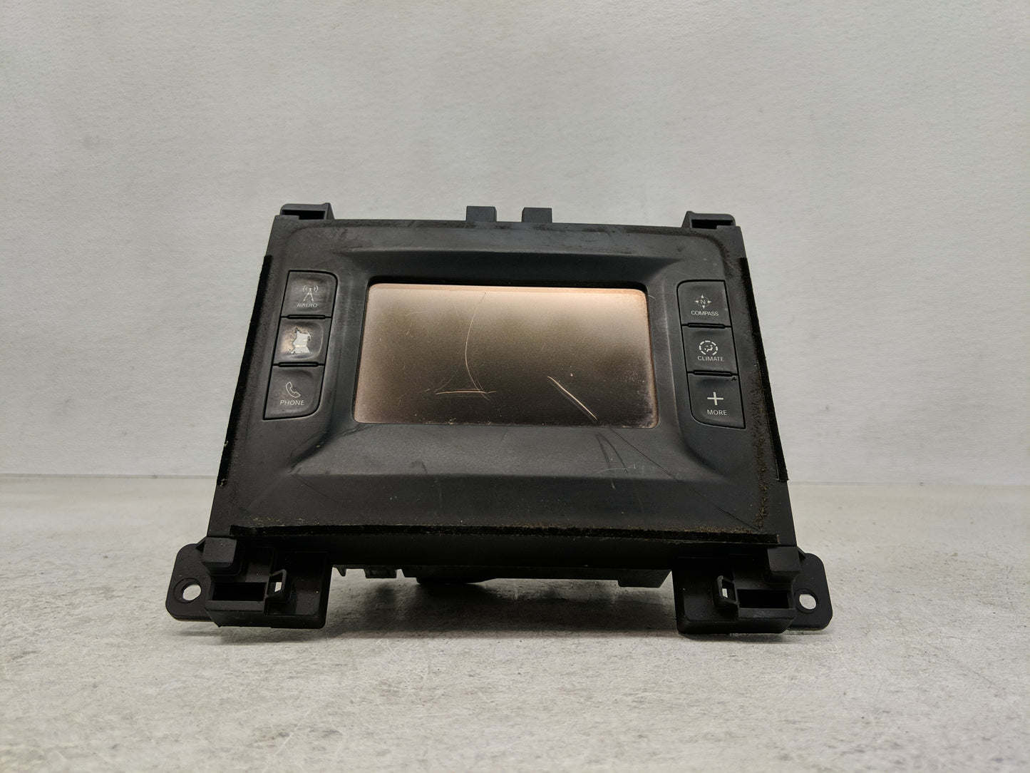 2015-2016 Dodge Challenger Radio AM FM Cd Player Receiver Replacement P/N:2098978-1 Fits Fits 2015 2016 OEM Used Auto Parts 