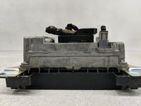 2015-2016 Dodge Challenger Radio AM FM Cd Player Receiver Replacement P/N:2098978-1 Fits Fits 2015 2016 OEM Used Auto Parts 