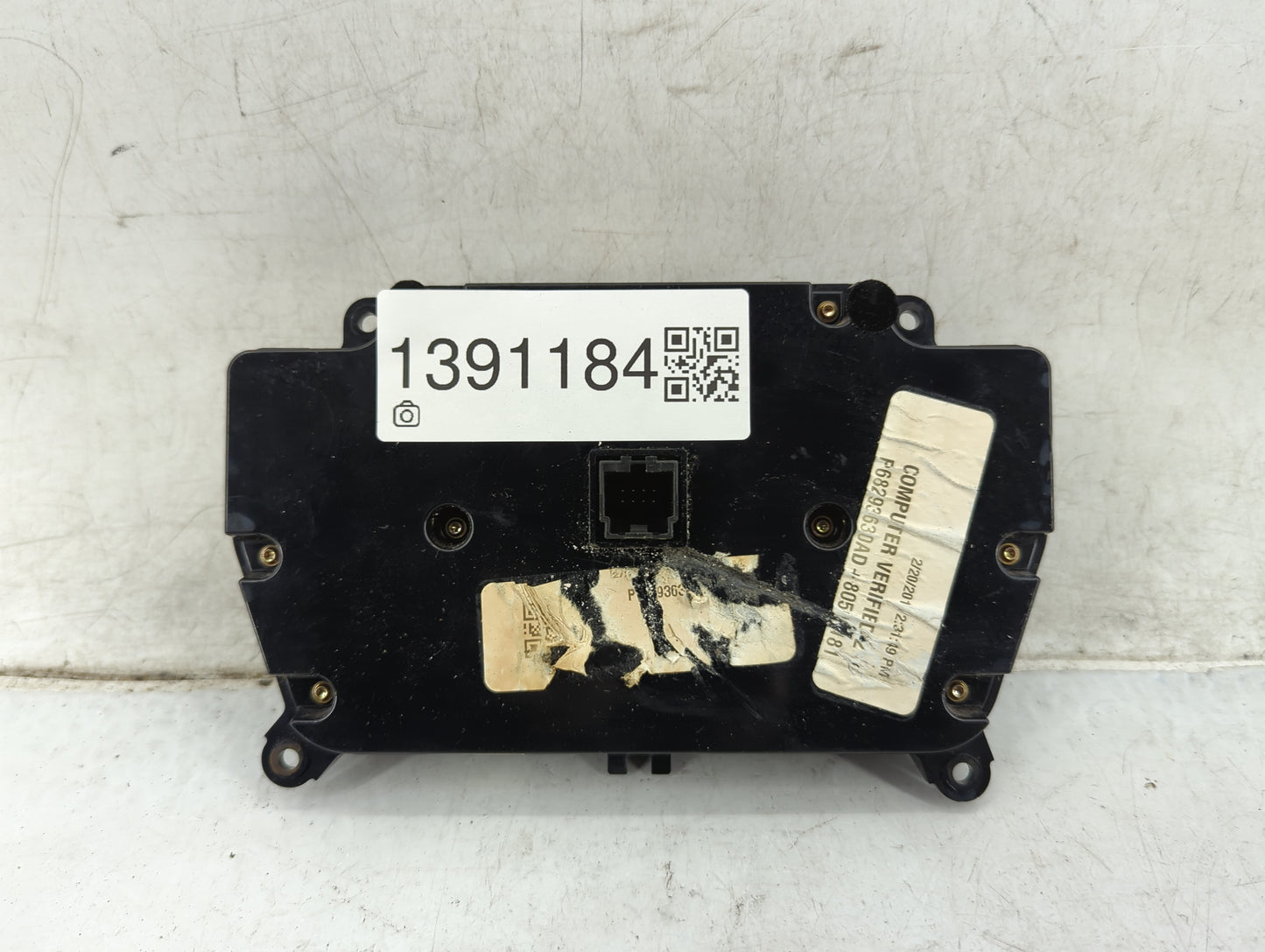 2016 Dodge Challenger Climate Control Module Temperature AC/Heater Replacement P/N:68293630AD Fits OEM Used Auto Parts - Oem