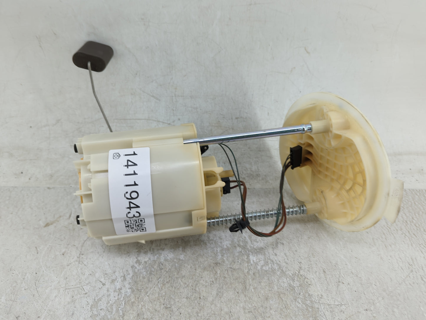 2008-2021 Dodge Challenger Electrical Gas Fuel Pump Assembly - Oemusedautoparts1.com