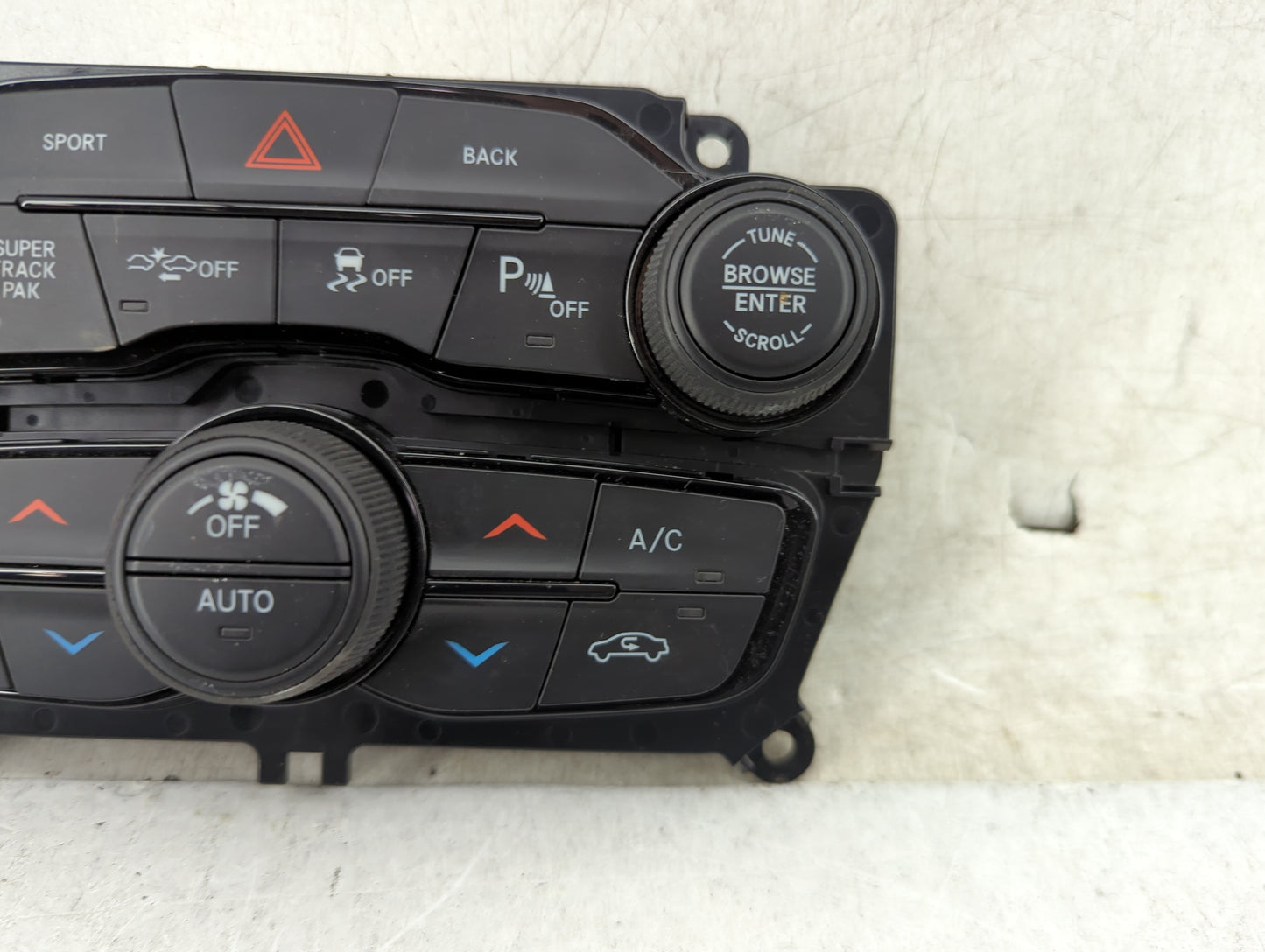 2015-2016 Dodge Challenger Climate Control Module Temperature AC/Heater Replacement P/N:5PG702XCAA 68188879AA Fits Fits 2015