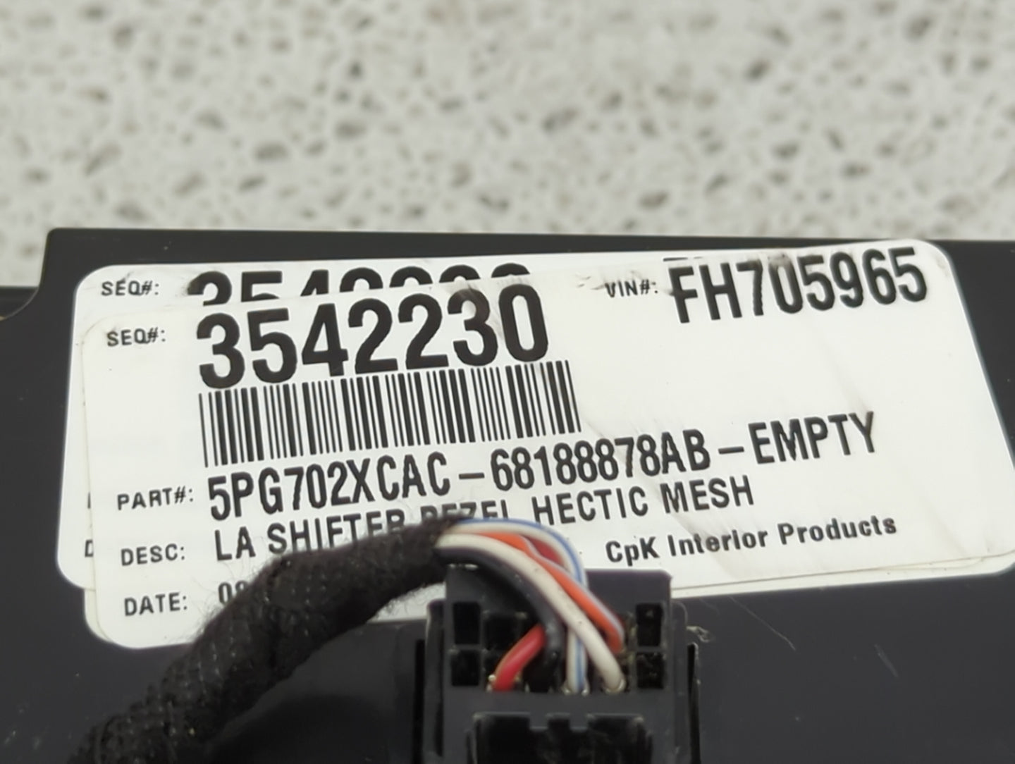2016 Dodge Challenger Climate Control Module Temperature AC/Heater Replacement P/N:FH705965 3542230 Fits OEM Used Auto Parts