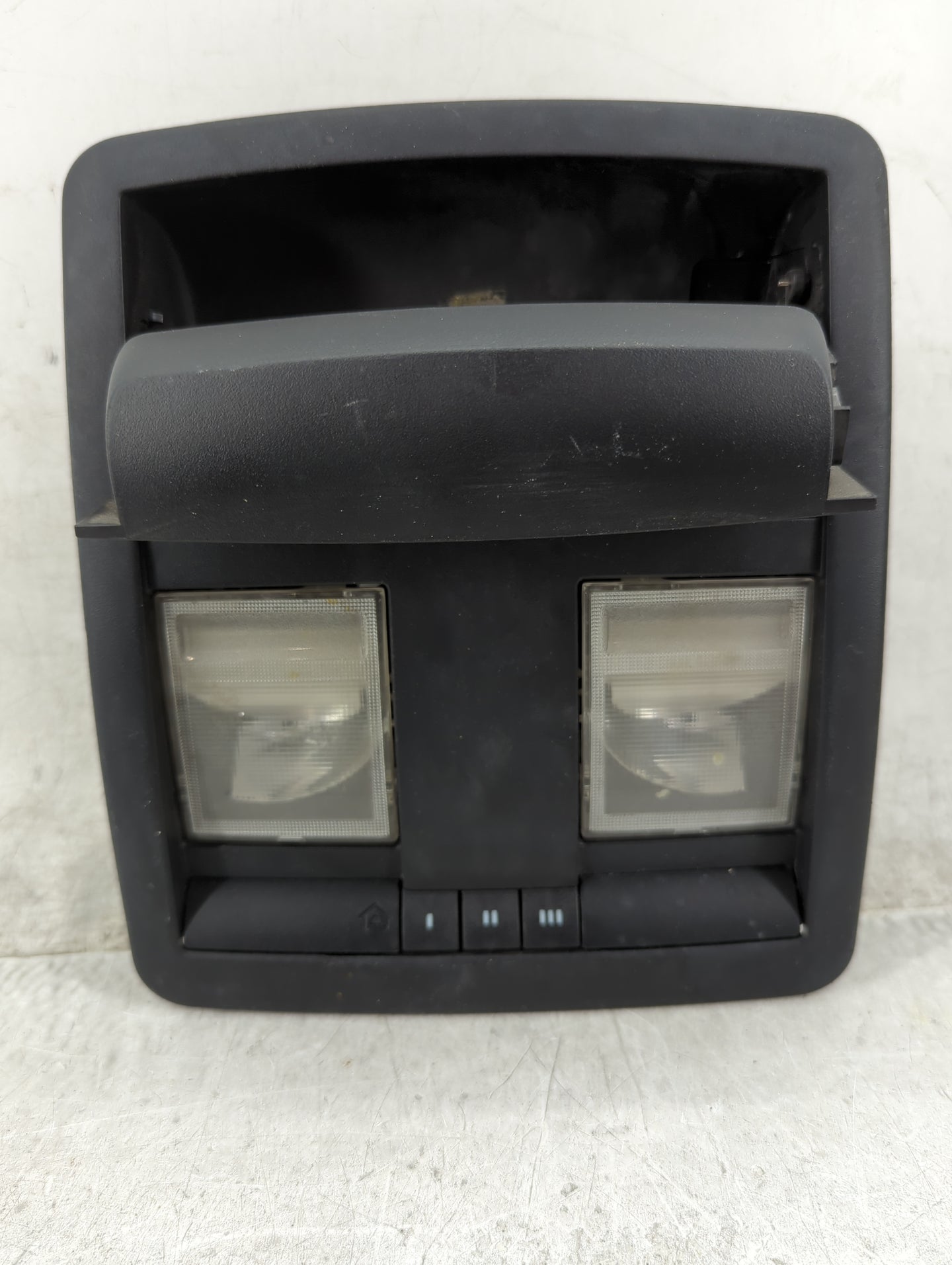 2015 Dodge Challenger Overhead Roof Console - Oemusedautoparts1.com