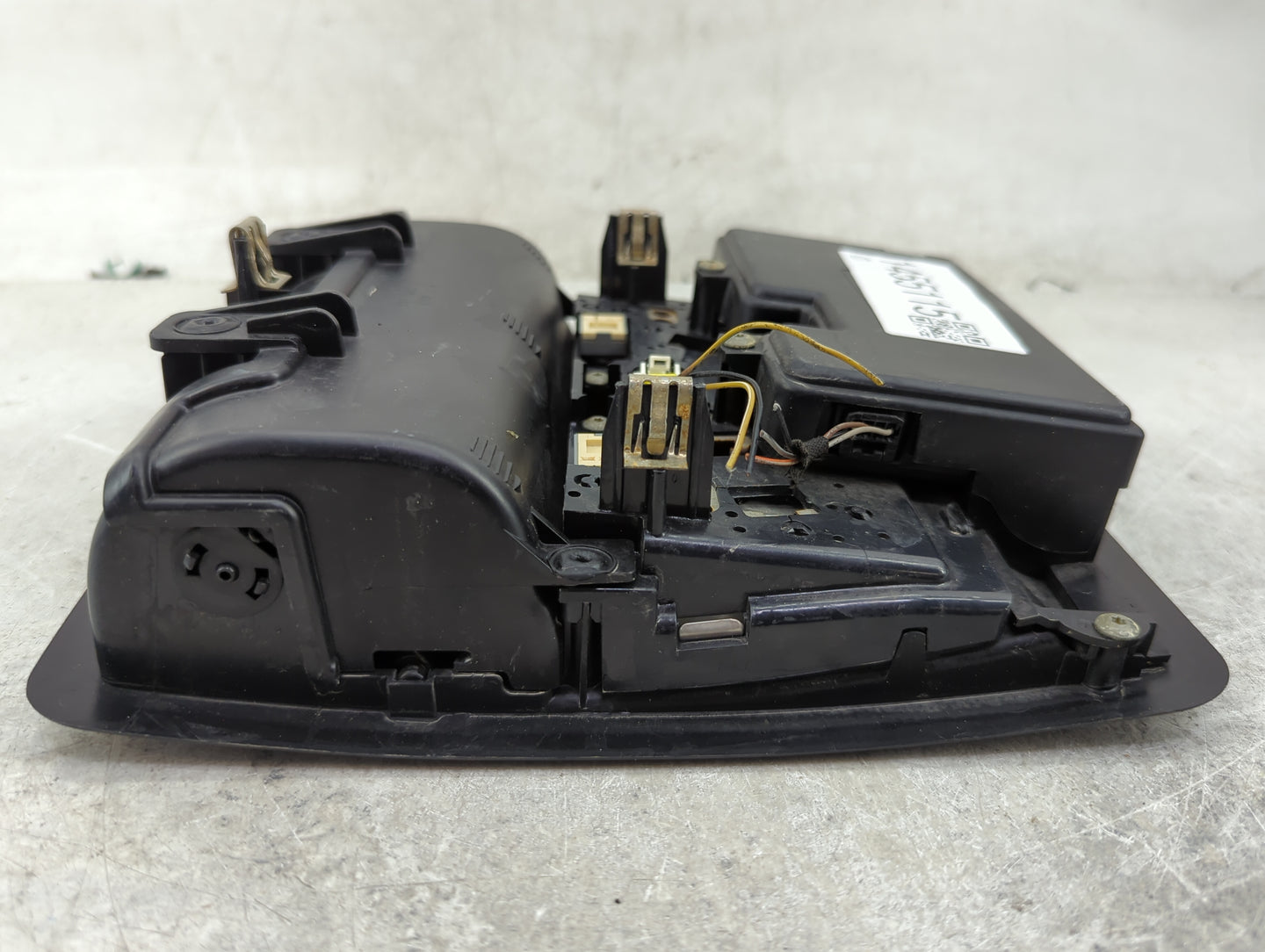 2015 Dodge Challenger Overhead Roof Console - Oemusedautoparts1.com