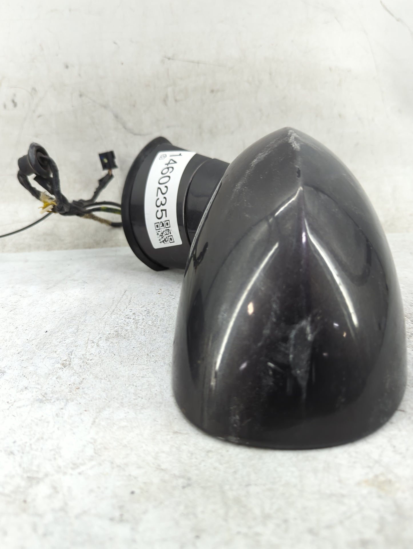 2015-2019 Dodge Challenger Driver Side View Mirror - Left Door Mirror OEM Used - Oemusedautoparts1.com
