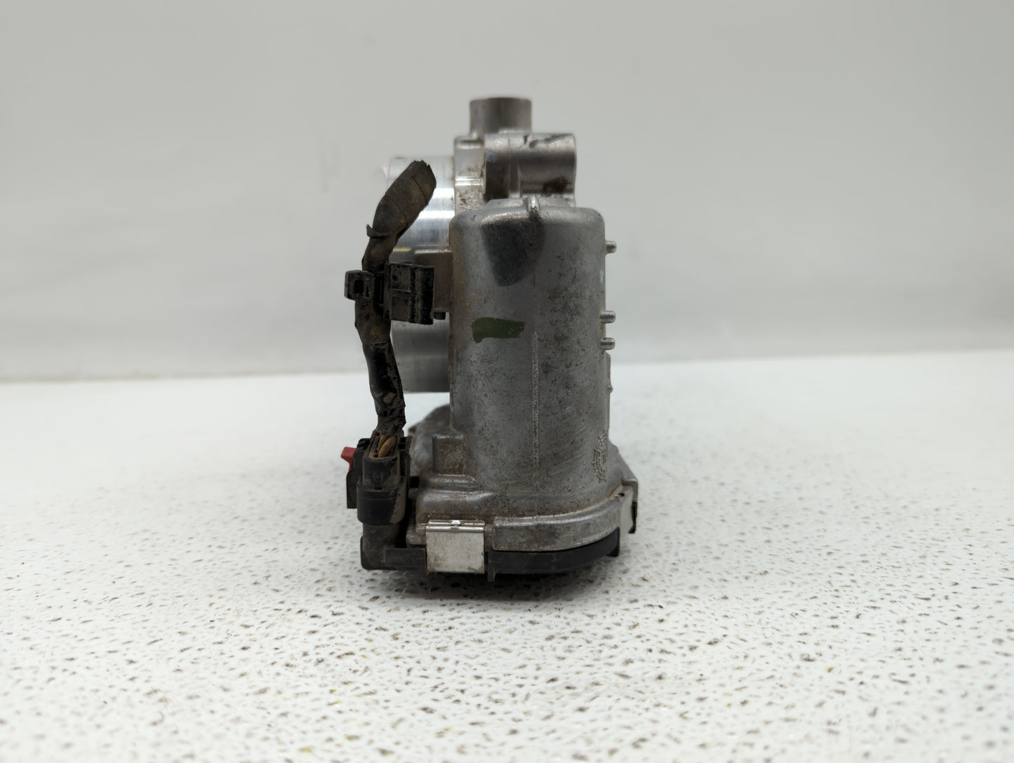 2011-2018 Dodge Challenger Throttle Body P/N:05184349AC 05184349AE Fits Fits 2011 2012 2013 2014 2015 2016 2017 2018 2019 OE