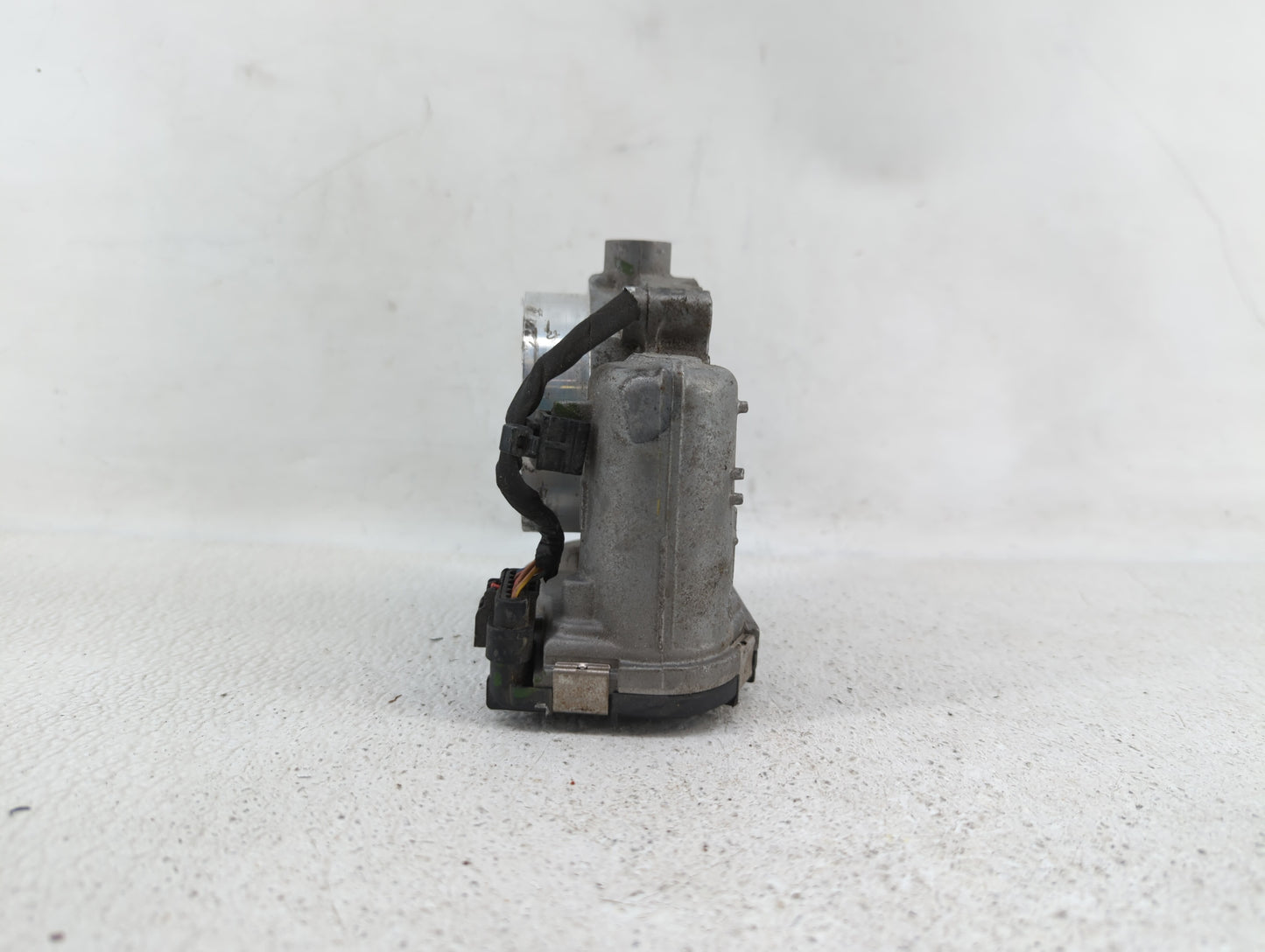 2011-2018 Dodge Challenger Throttle Body P/N:05184349AC 05184349AE Fits Fits 2011 2012 2013 2014 2015 2016 2017 2018 2019 OE
