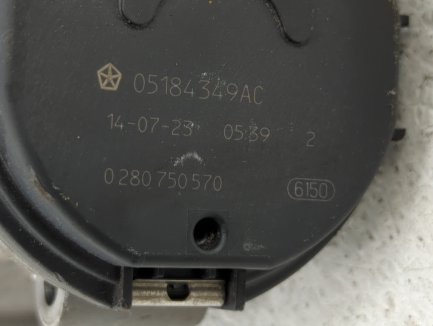 2011-2018 Dodge Challenger Throttle Body P/N:05184349AC 05184349AE Fits Fits 2011 2012 2013 2014 2015 2016 2017 2018 2019 OE