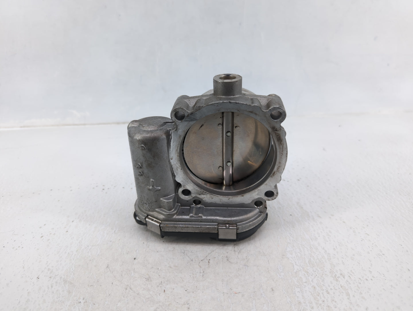 2011-2022 Dodge Challenger Throttle Body Fits Fits 2011 2012 2013 2014 2015 2016 2017 2018 2019 2020 2021 2022 OEM Used Auto