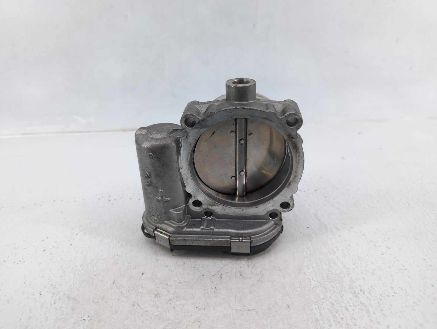 2011-2022 Dodge Challenger Throttle Body Fits Fits 2011 2012 2013 2014 2015 2016 2017 2018 2019 2020 2021 2022 OEM Used Auto