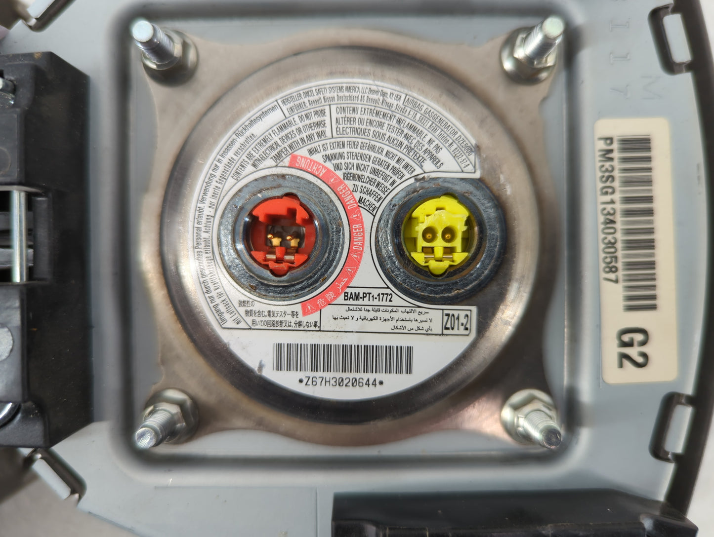 2015-2017 Dodge Challenger Air Bag Driver Left Steering Wheel Mounted P/N:PM3SG134030587 Fits Fits 2015 2016 2017 OEM Used A