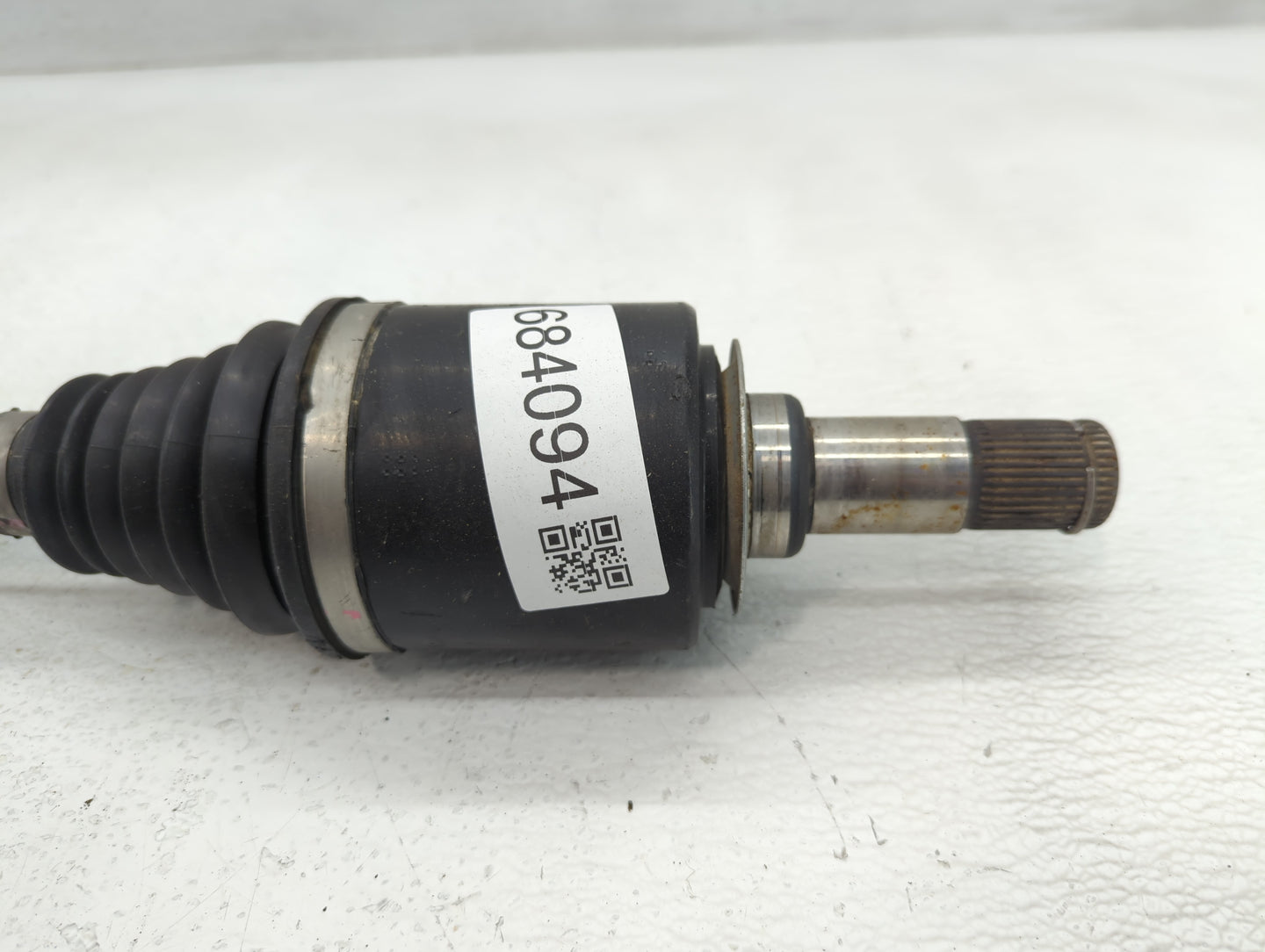 2015-2020 Dodge Challenger Axle Shaft Front Driver Cv C/v - Oemusedautoparts1.com