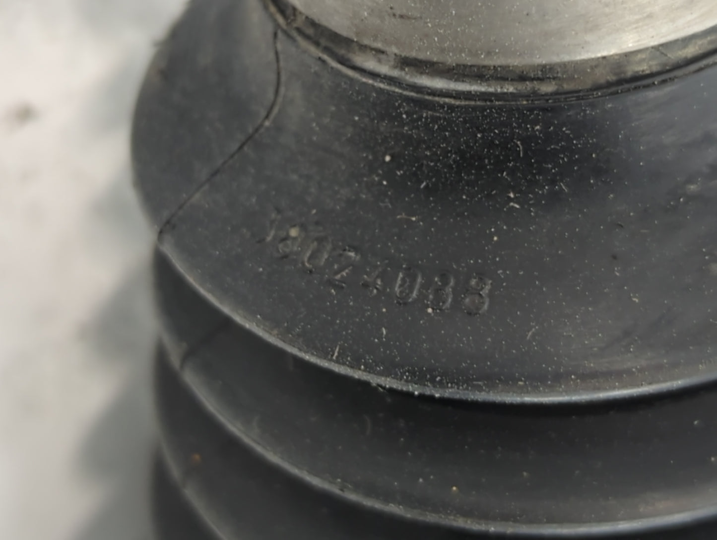 2015-2020 Dodge Challenger Axle Shaft Front Driver Cv C/v - Oemusedautoparts1.com