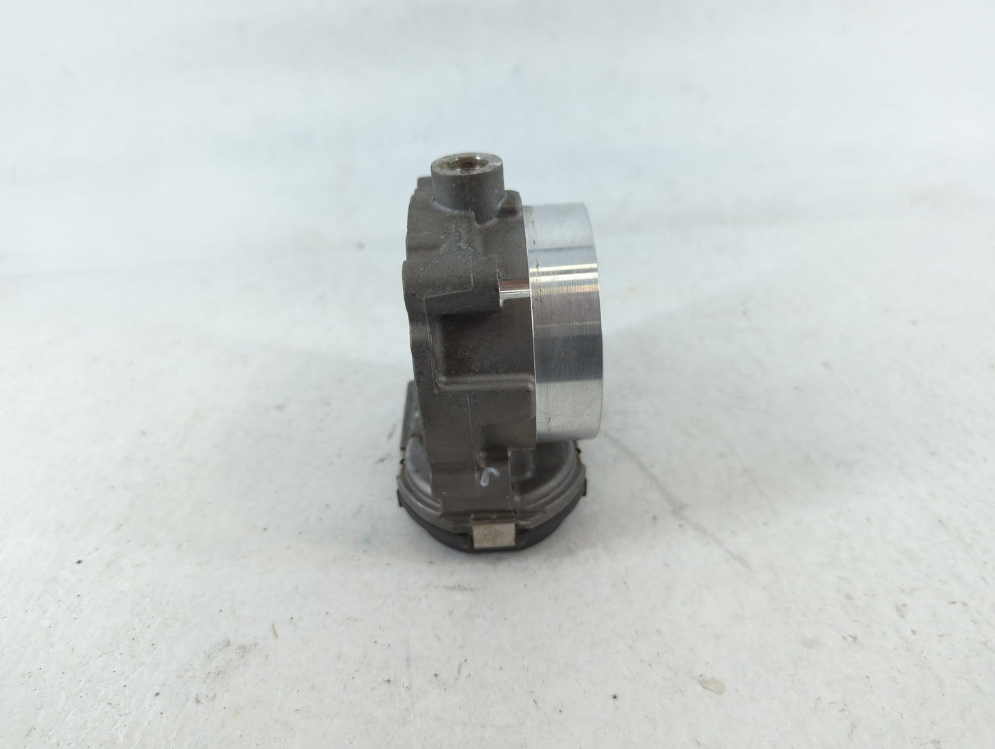 2011-2022 Dodge Challenger Throttle Body P/N:0 280 750 570 05184349AC Fits OEM Used Auto Parts - Oemusedautoparts1.com