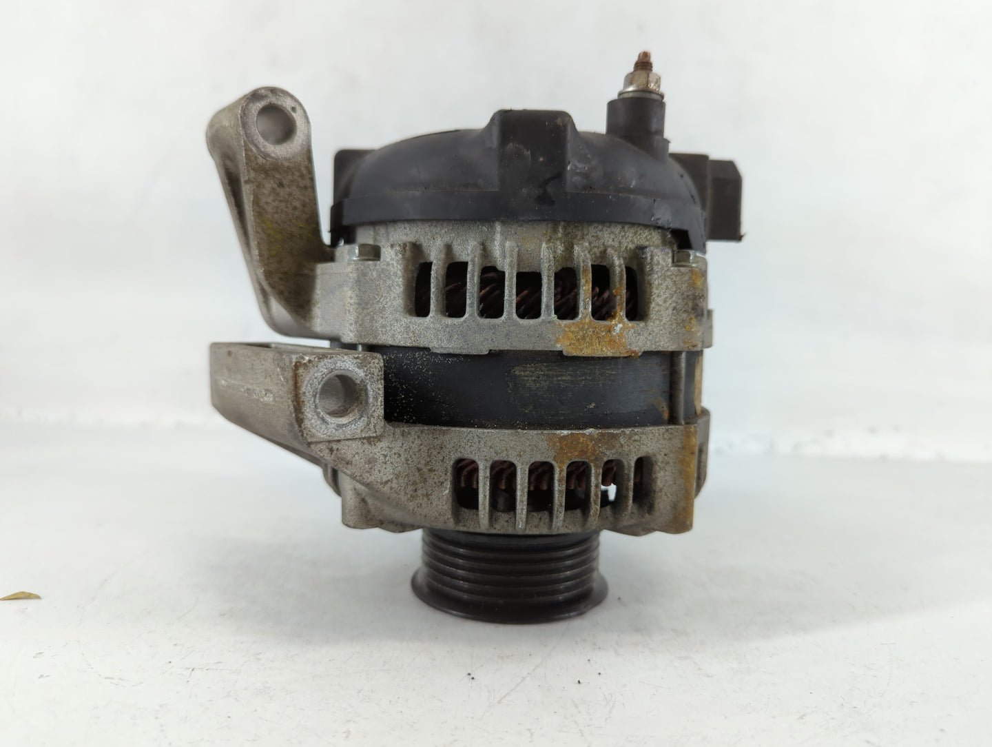 2011-2022 Dodge Challenger Alternator Replacement Generator Charging Assembly Engine OEM Fits OEM Used Auto Parts - Oemuseda