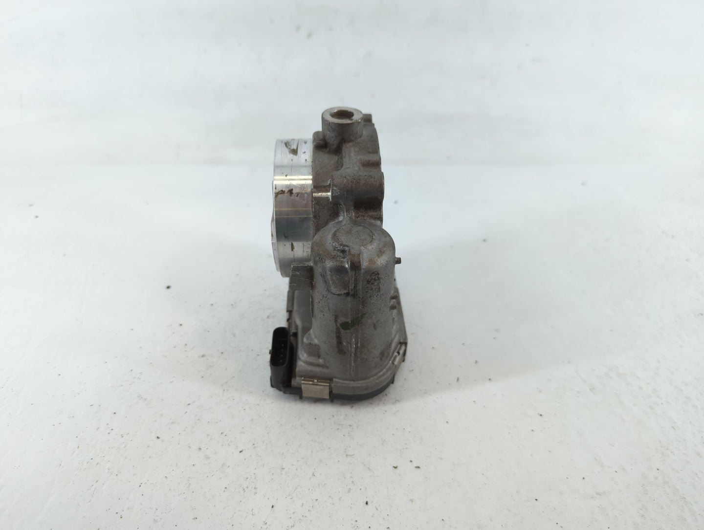 2011-2022 Dodge Challenger Throttle Body P/N:0 280 750 570 05184349AC Fits OEM Used Auto Parts - Oemusedautoparts1.com