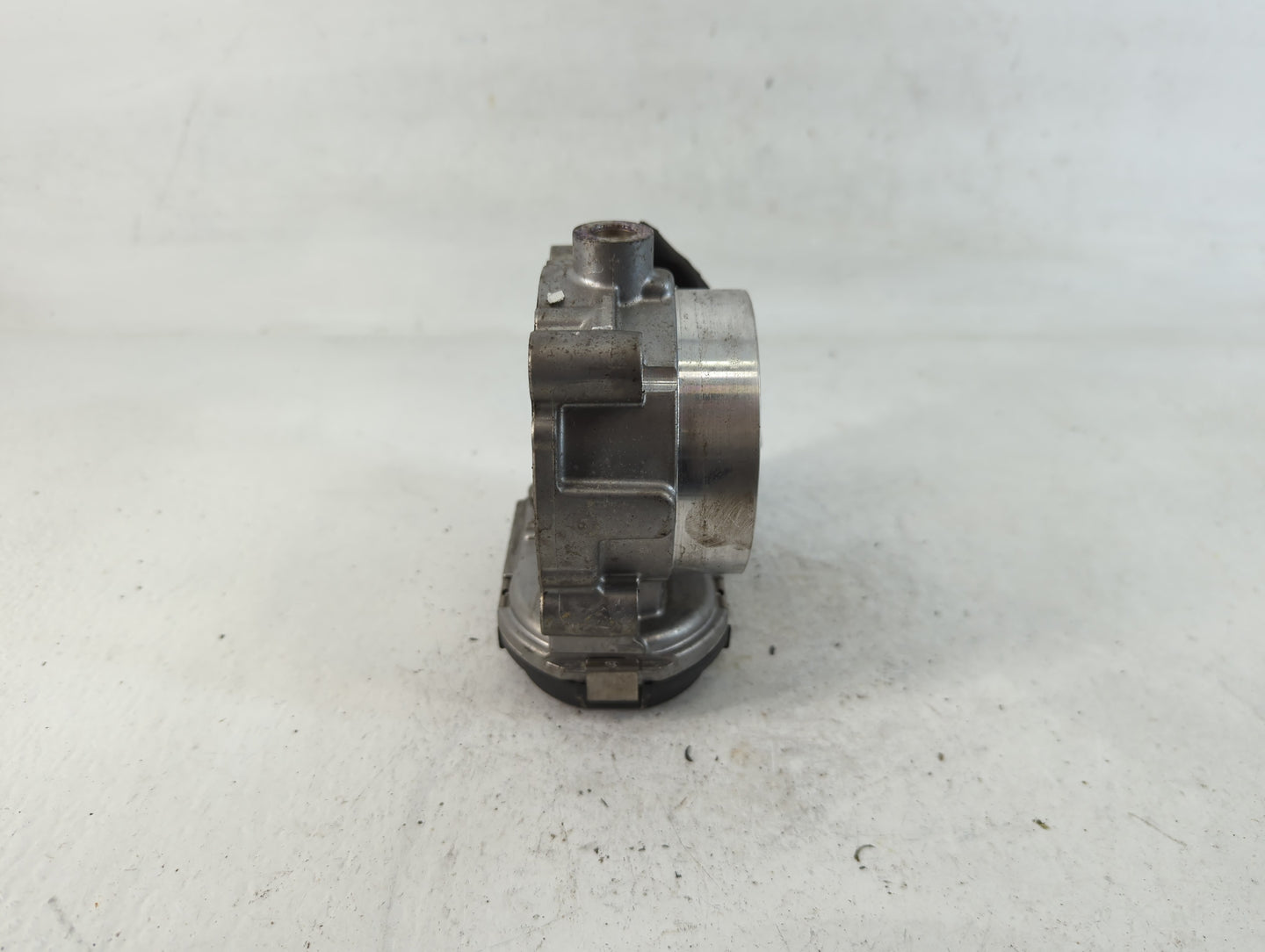 2011-2022 Dodge Challenger Throttle Body P/N:0 280 750 570 05184349AC Fits OEM Used Auto Parts - Oemusedautoparts1.com