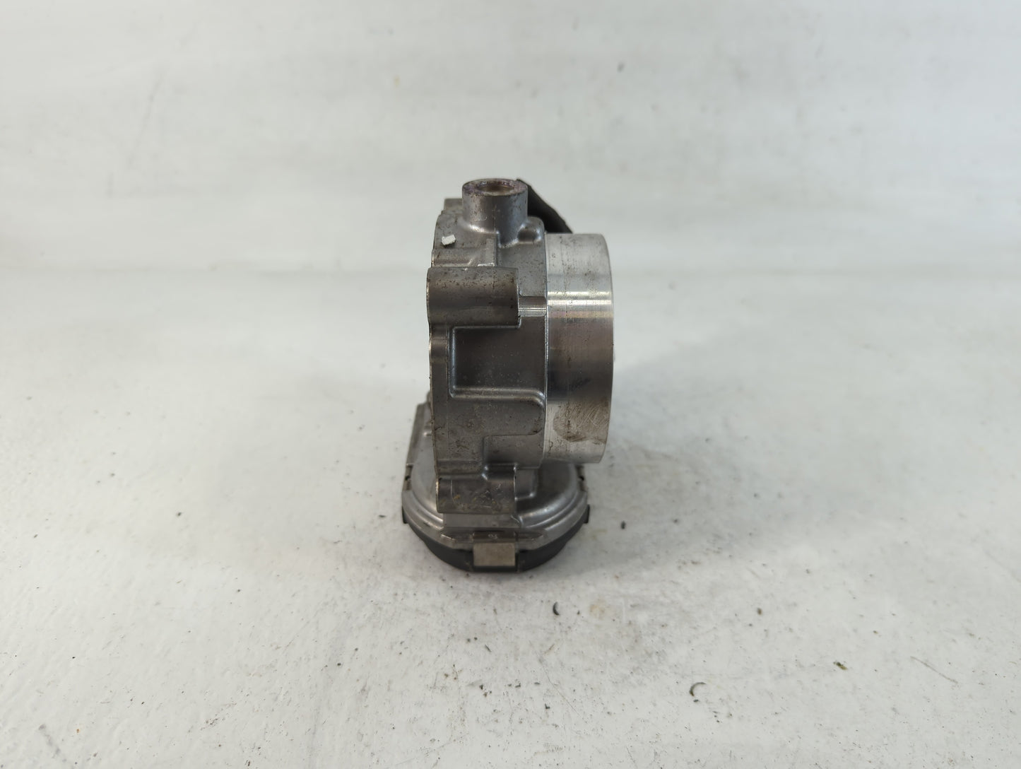 2011-2022 Dodge Challenger Throttle Body P/N:0 280 750 570 05184349AC Fits OEM Used Auto Parts - Oemusedautoparts1.com