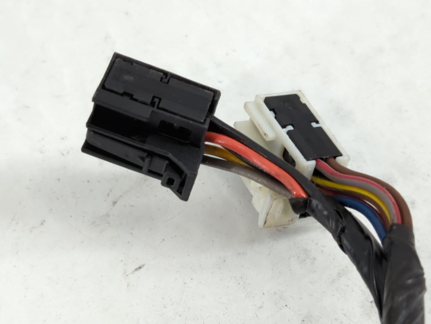 2015-2020 Dodge Charger Driver Side View Mirror - Left Door Mirror OEM Used - Oemusedautoparts1.com